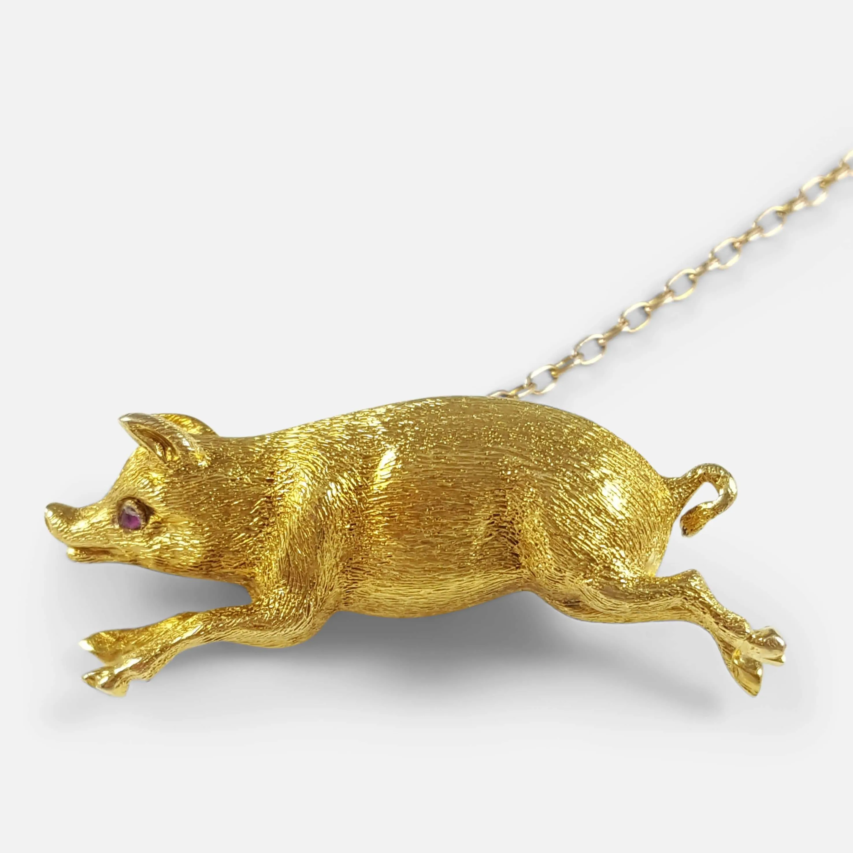 Edwardian 15ct Yellow Gold Pig Brooch