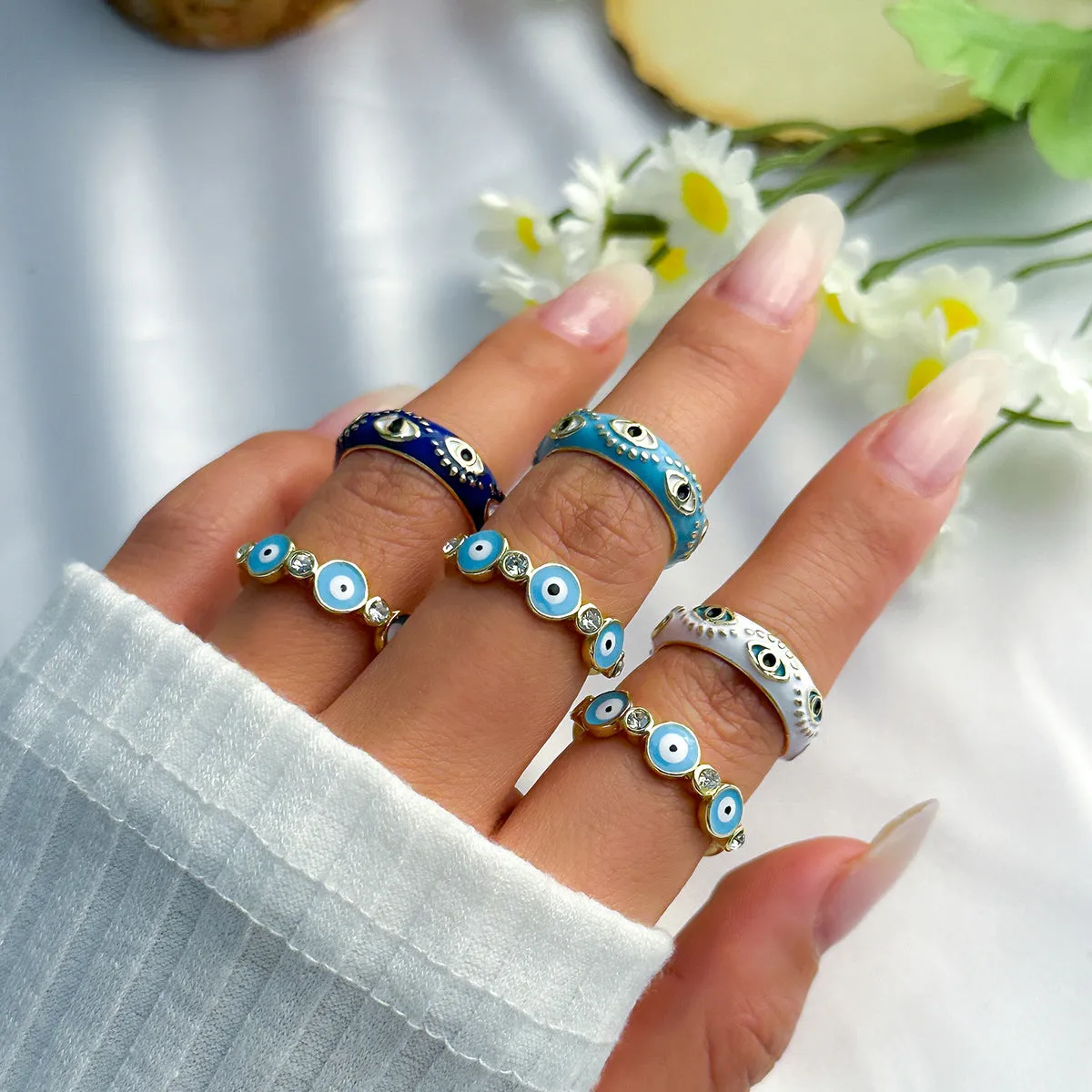 Elegant Open Ring Set with Eye-catching Design for Stylish Women