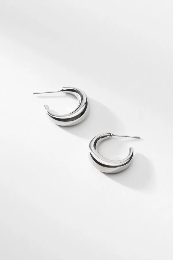 Lyssa Earrings :: Silver