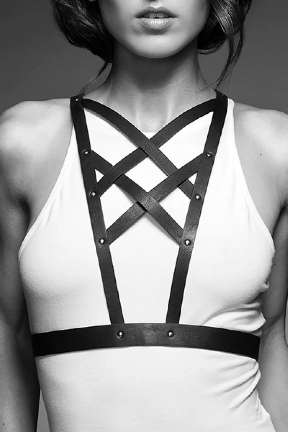 Maze Vegan Leather Cross Cleavage Harness Black