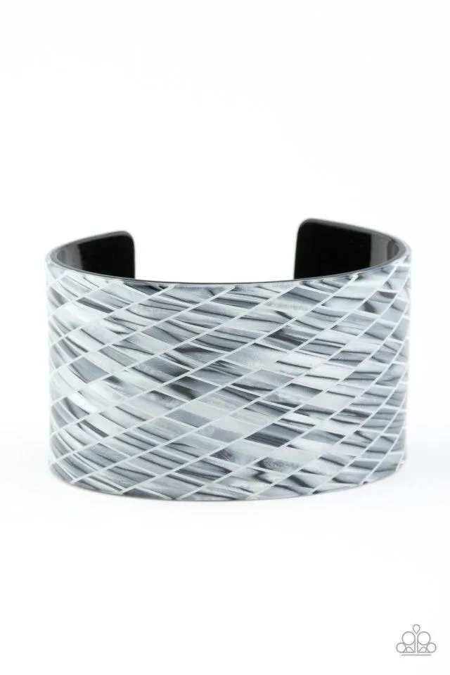 Paparazzi Bracelet ~ Vogue Revamp - Silver