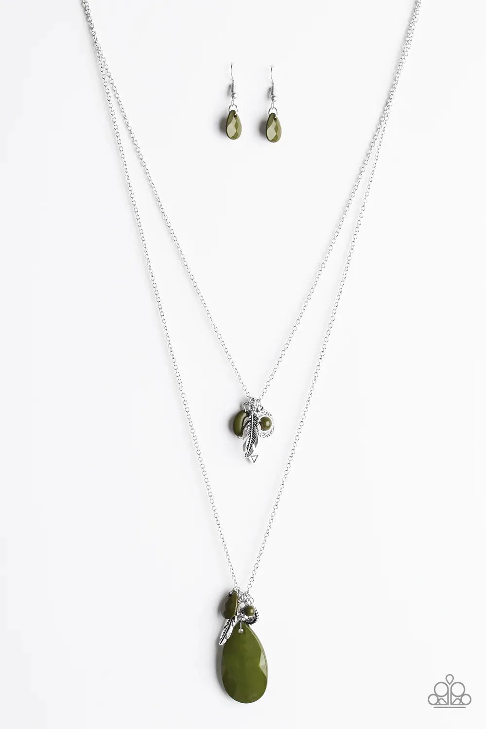 Paparazzi Necklace ~ Wildly Wonderful - Green